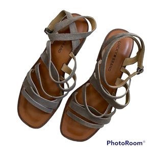 NEW Lucky Brand Suede Strapped Sandals Size 7